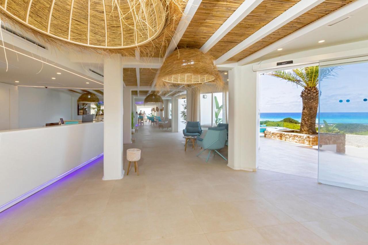 Hotel Maysi Playa Migjorn Buitenkant foto