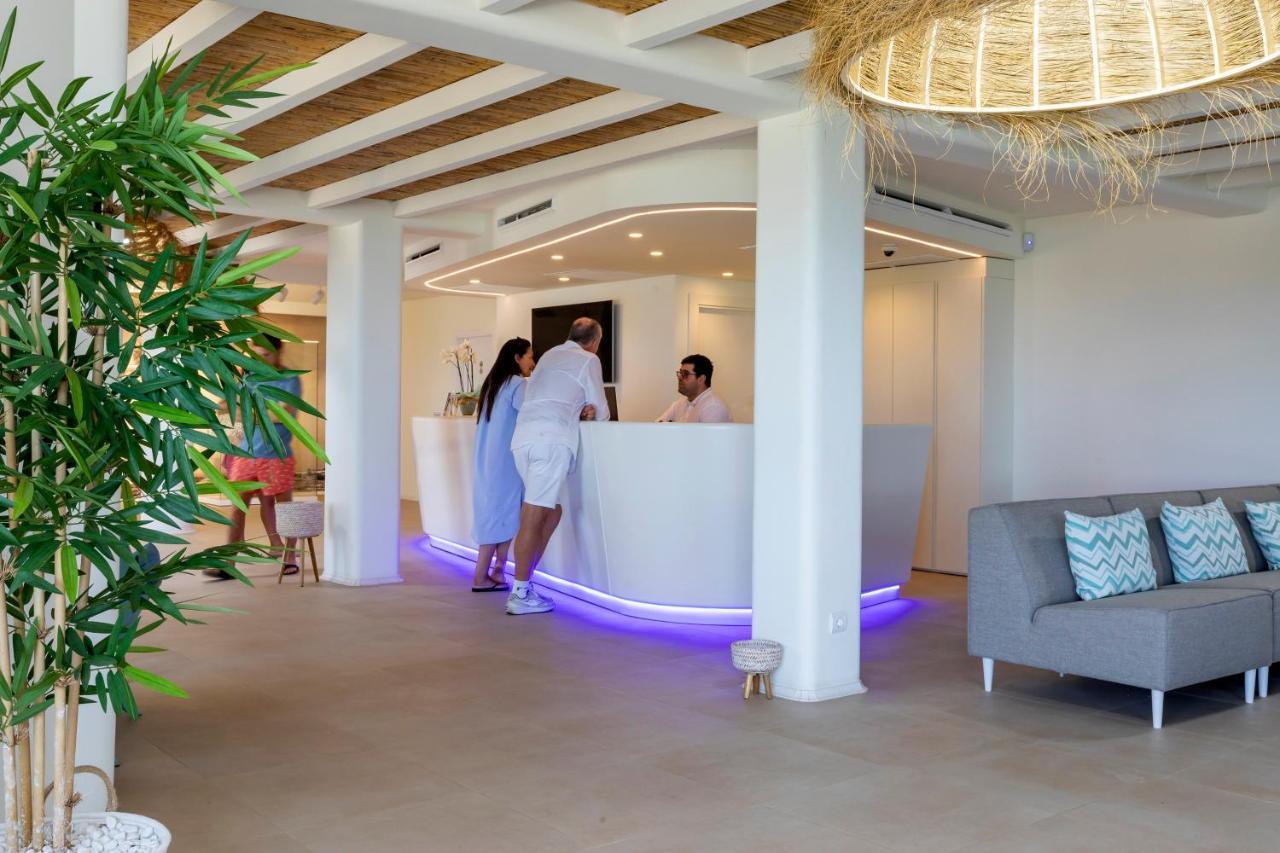 Hotel Maysi Playa Migjorn Buitenkant foto