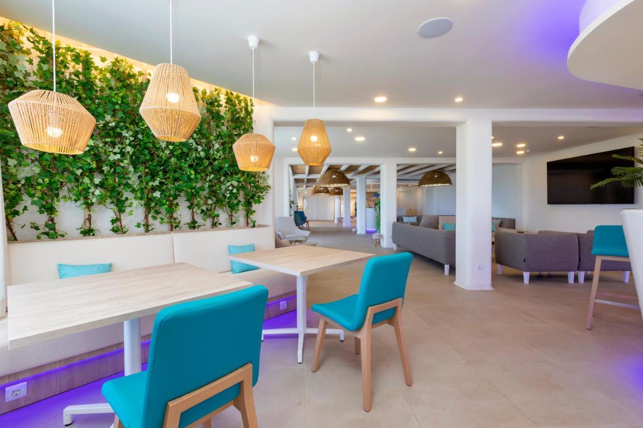 Hotel Maysi Playa Migjorn Buitenkant foto