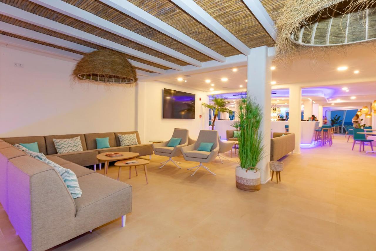 Hotel Maysi Playa Migjorn Buitenkant foto